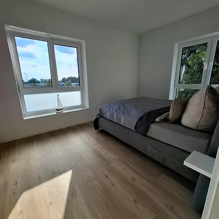 Strandhaus, Bis Zu 8 Personen, Mit Garten, 250 Meter Fusslaeufig Zum Vakantiehuis *