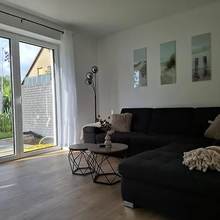 度假居 Strandhaus, Bis Zu 8 Personen, Mit Garten, 250 Meter Fusslaeufig Zum *