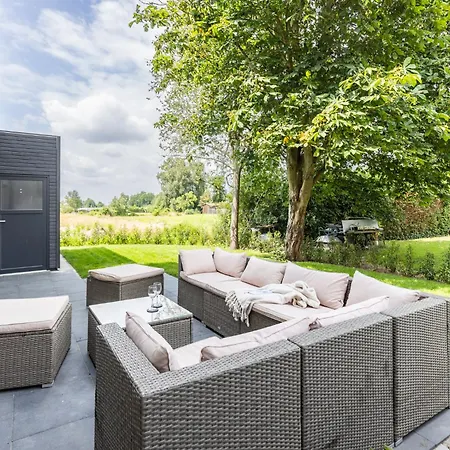 Strandhaus, Bis Zu 8 Personen, Mit Garten, 250 Meter Fusslaeufig Zum 度假居