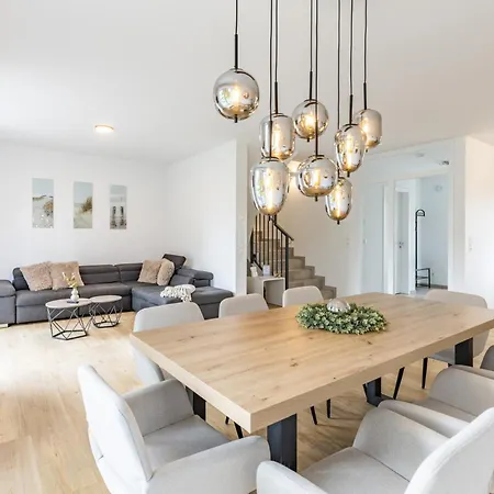 Strandhaus, Bis Zu 8 Personen, Mit Garten, 250 Meter Fussläufig Zum Ferienhaus Lembruch