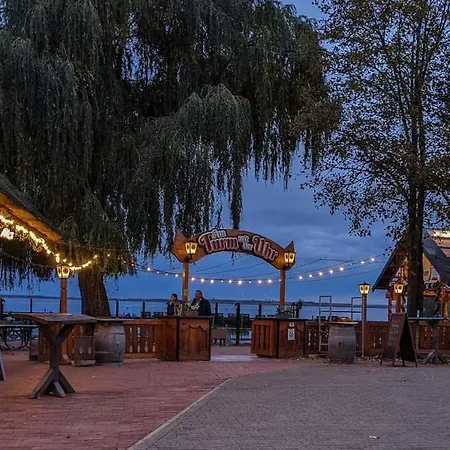 Strandhaus, Bis Zu 8 Personen, Mit Garten, 250 Meter Fusslaeufig Zum 度假居 伦布鲁