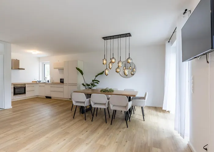 Strandhaus, Bis Zu 8 Personen, Mit Garten, 250 Meter Fusslaeufig Zum בית נופש