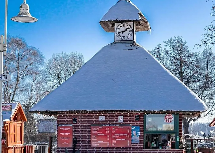 Strandhaus, Bis Zu 8 Personen, Mit Garten, 250 Meter Fusslaeufig Zum 펜션 *
